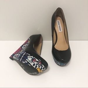 Steve Madden Wedge Black Patent Pumps brand new